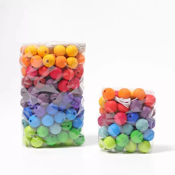 Grimm's set of 60 wooden beads