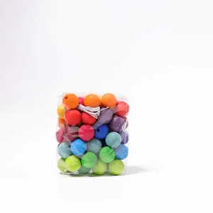 Grimm's set of 60 wooden beads