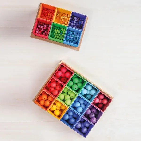 Grimm's set of 60 wooden beads
